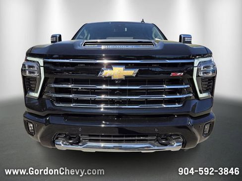 New 2026 Chevrolet Silverado 3500 LT w/ Z71 Chrome Sport Edition AWD/4WD image 11