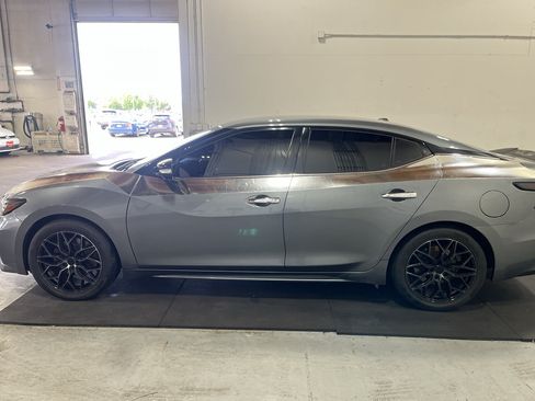 Used 2020 Nissan Maxima 3.5 SV w/ Floor Mat Group FWD image 11