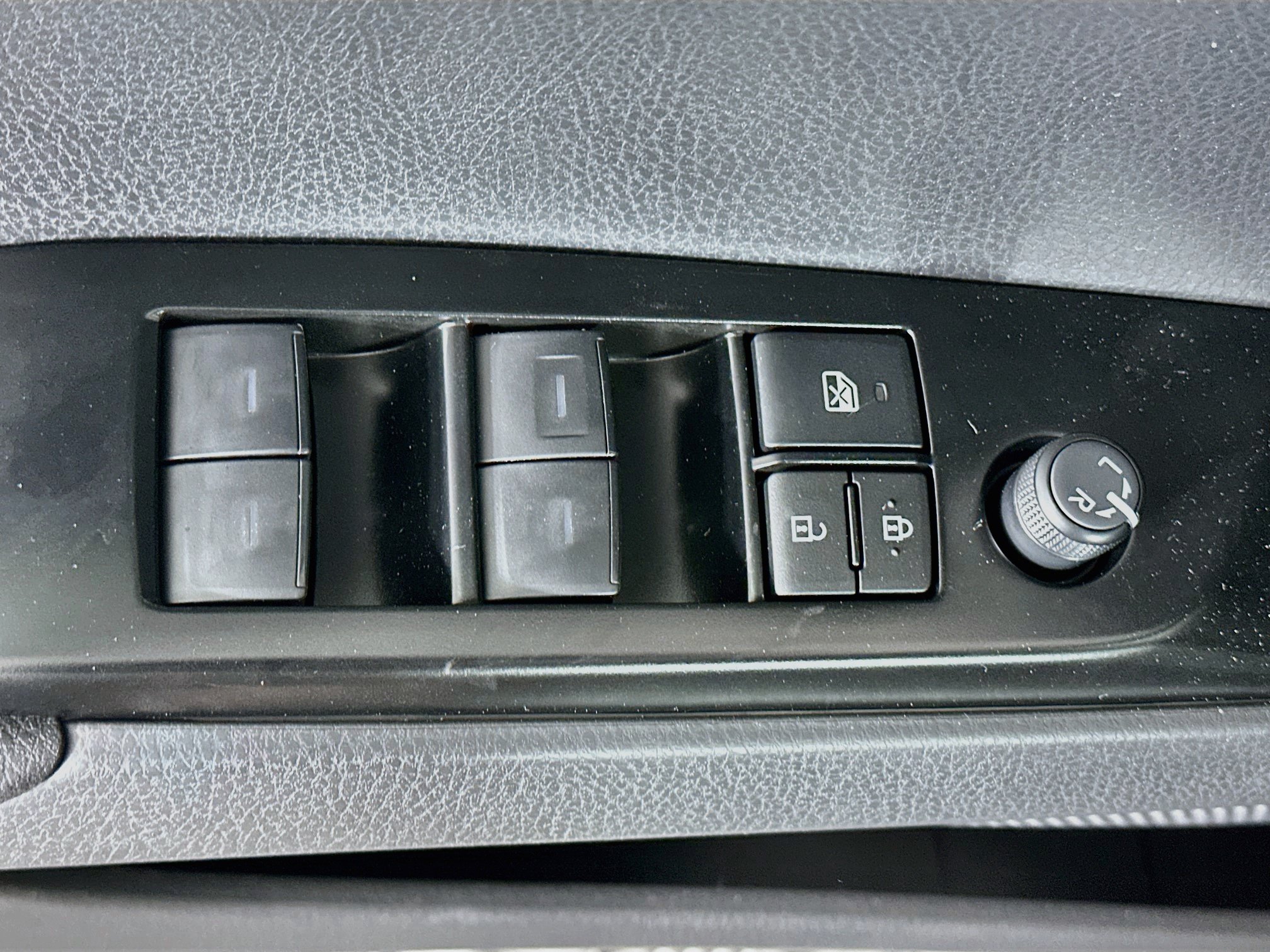 Used 2026 Toyota Camry SE w/ Convenience Package FWD image 15