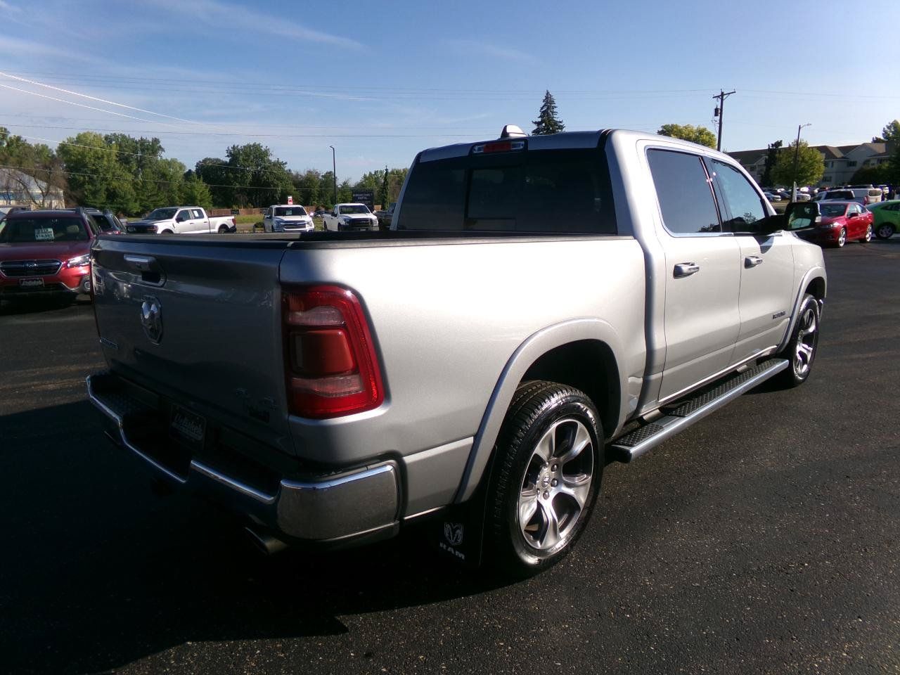 Used 2019 RAM 1500 Laramie AWD/4WD image 5