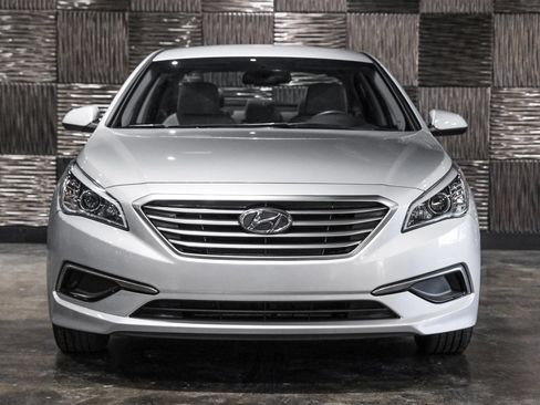 Used 2016 Hyundai Sonata SE FWD image 5
