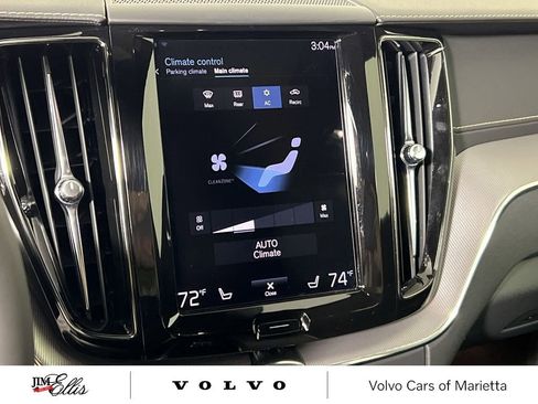 Used 2021 Volvo XC60 T8 R-Design w/ Protection Package Premier image 17