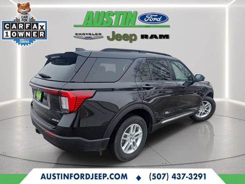 Used 2025 Ford Explorer Active AWD/4WD image 5
