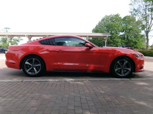 Used 2015 Ford Mustang Coupe w/ Equipment Group 051A image 4