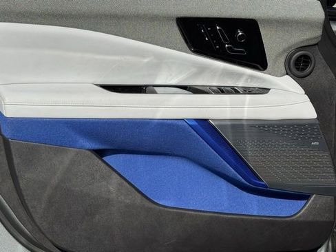 New 2025 Cadillac Optiq Luxury 1 AWD/4WD image 15