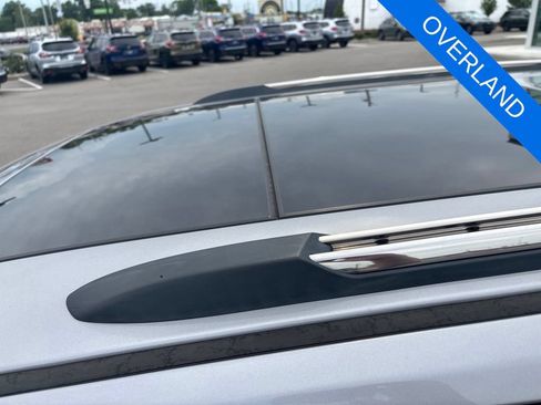 Used 2015 Jeep Grand Cherokee Overland AWD/4WD image 6