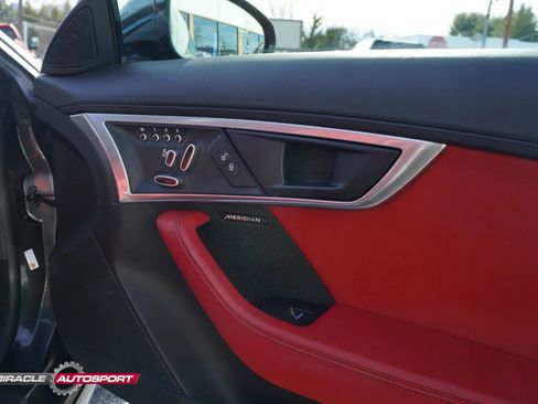 Used 2018 Jaguar F-TYPE R-Dynamic image 25