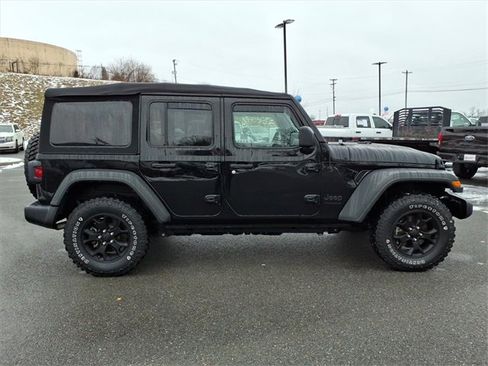 Used 2021 Jeep Wrangler Unlimited Sport image 3