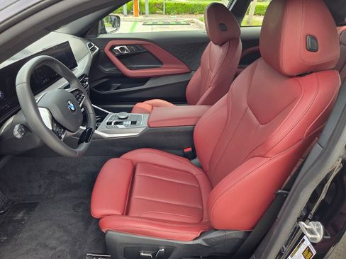 Used 2025 BMW 230i Coupe RWD image 11