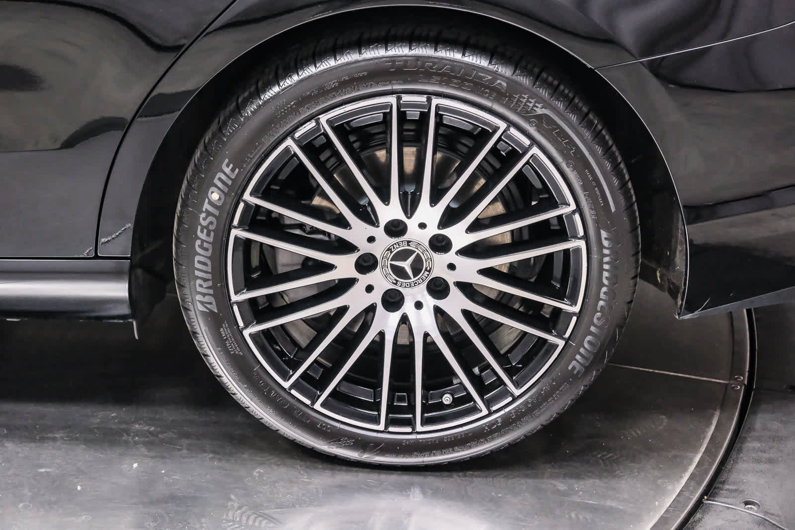Certified 2023 Mercedes-Benz C 300 Sedan image 9