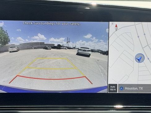 Used 2024 Hyundai Elantra SEL FWD image 16