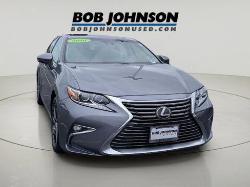 Used 2016 Lexus ES 350 w/ Luxury Package w/Wood Trim FWD image 1