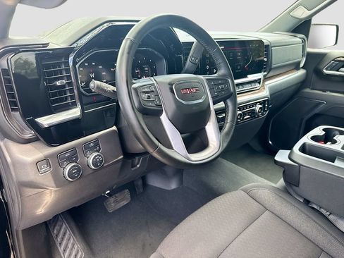Used 2025 GMC Sierra 1500 Elevation AWD/4WD image 10