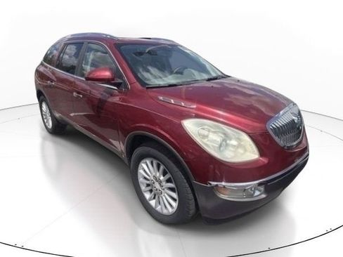 Used 2008 Buick Enclave CXL w/ Entertainment Package #2 FWD image 3