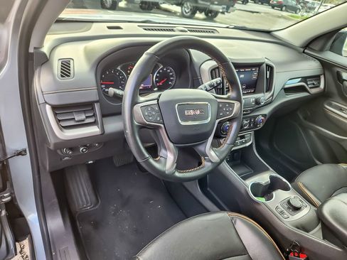 Used 2023 GMC Terrain AT4 image 8