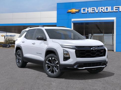 New 2026 Chevrolet Equinox RS w/ Safety and Technology Package FWD image 7