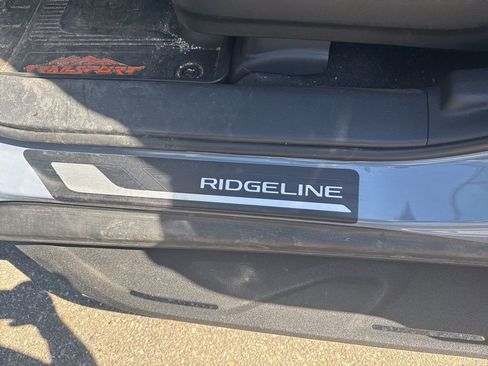 Used 2025 Honda Ridgeline TrailSport image 8