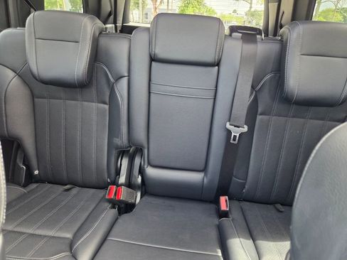 Used 2019 Mercedes-Benz GLS 450 4MATIC image 26