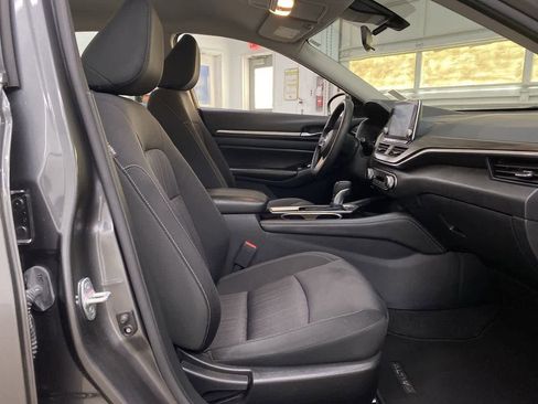 Used 2023 Nissan Altima 2.5 SV image 20