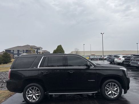 Used 2018 GMC Yukon SLT image 6