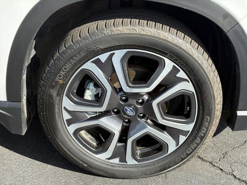 Used 2024 Subaru Ascent Touring image 32