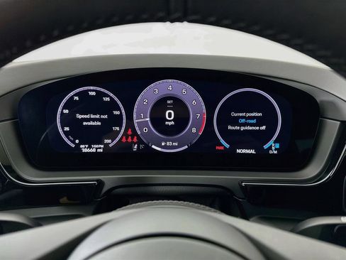 Certified 2025 Porsche Cayenne GTS w/ Premium Package Plus AWD/4WD image 16