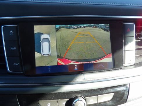 Used 2018 Buick Enclave Premium w/ Experience Buick Package image 14