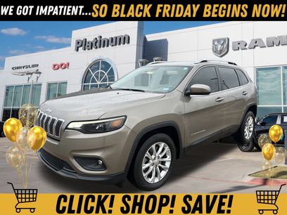 Used 2019 Jeep Cherokee Latitude w/ Popular Appearance Group