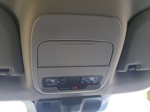 Used 2022 Ford F150 XLT AWD/4WD image 17