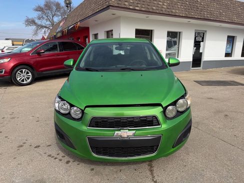 Used 2016 Chevrolet Sonic LT FWD image 9