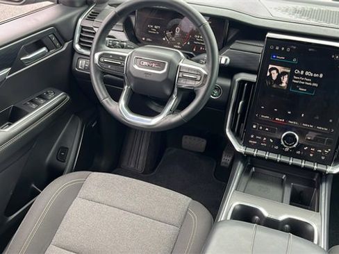 Certified 2025 GMC Acadia Elevation image 28