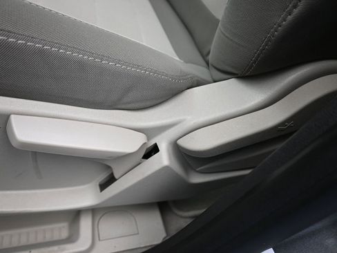 Used 2014 Ford C-MAX SE image 12