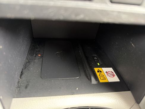 Used 2022 Toyota Corolla Cross LE w/ Black Badges Package (TMS) image 19