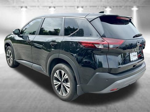 Certified 2023 Nissan Rogue SV FWD image 9