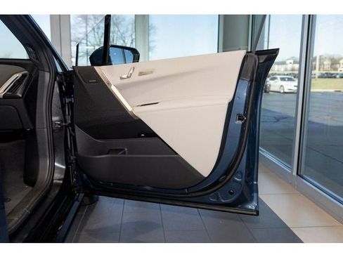 New 2026 BMW iX xDrive45 w/ Premium Package image 60