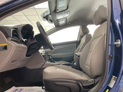 Used 2018 Hyundai Elantra SEL w/ Cargo Package FWD image 17