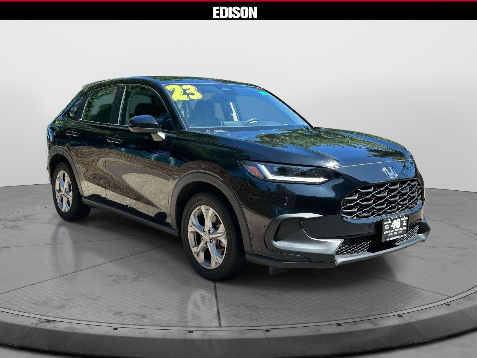 Used 2023 Honda HR-V LX image 1
