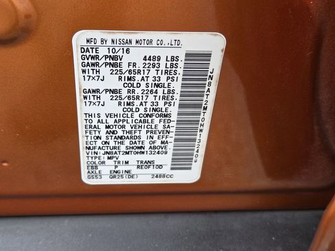 Used 2017 Nissan Rogue SV image 16