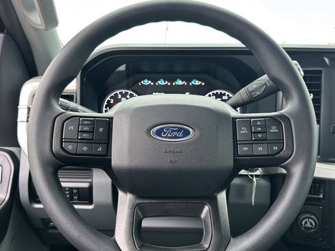 New 2026 Ford F250 XL w/ XL Chrome Package image 27