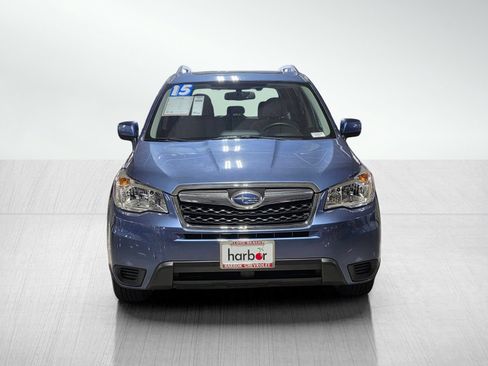 Used 2015 Subaru Forester 2.5i Premium AWD/4WD image 2