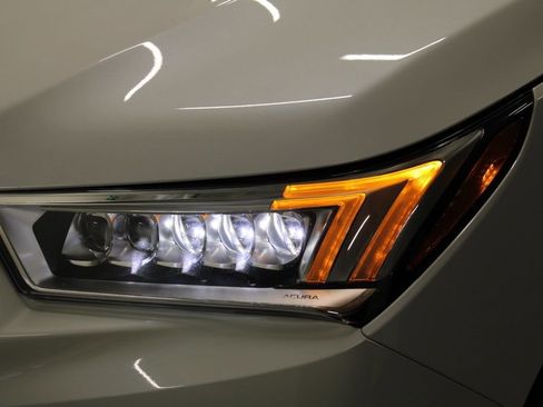 Used 2020 Acura MDX FWD image 10
