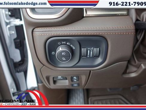 New 2025 RAM 1500 Limited w/ Trailer Tow Group image 21