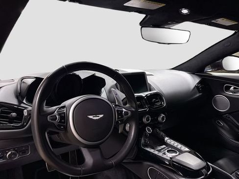 Used 2020 Aston Martin V8 Vantage Coupe RWD image 10