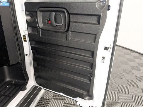 Used 2024 GMC Savana 2500 w/ Driver Convenience Package image 22