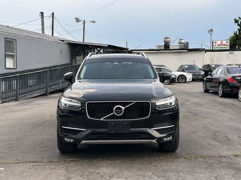 Used 2017 Volvo XC90 T6 Momentum w/ Vision Package AWD/4WD image 5