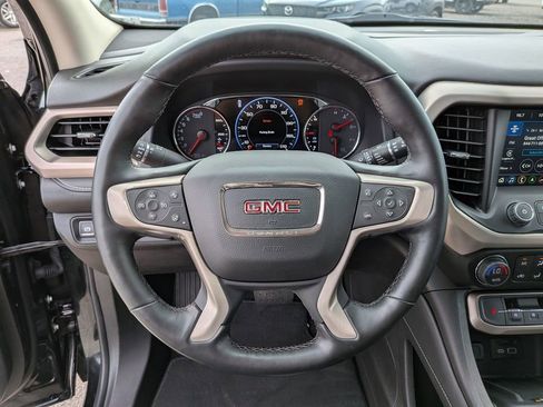 Used 2023 GMC Acadia Denali image 18