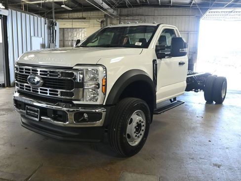 New 2026 Ford F600 2WD Regular Cab Super Duty w/ XL Chrome Package image 4