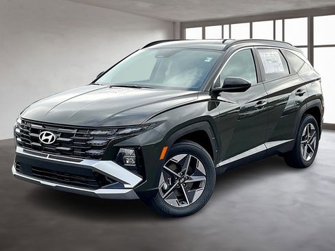 New 2025 Hyundai Tucson SEL image 2