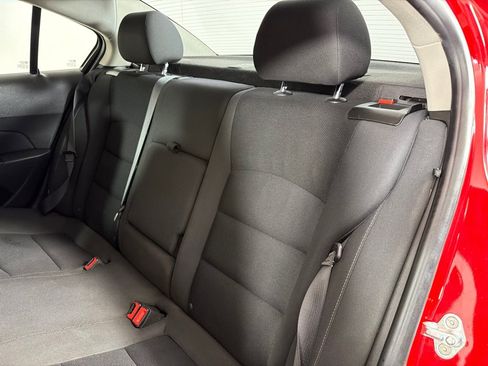 Used 2016 Chevrolet Cruze LT FWD image 18