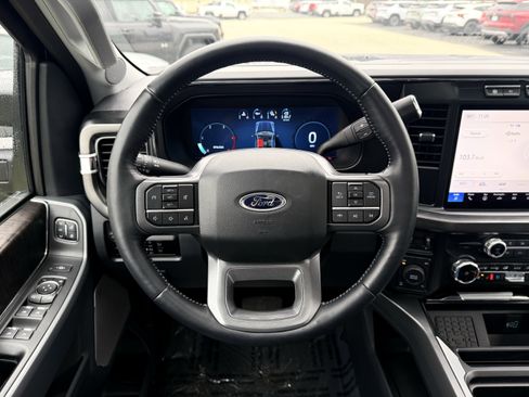 Used 2024 Ford F250 Lariat w/ Chrome Package image 15